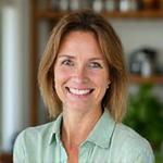 Porträt von Anna Huber, einer Expertin für ganzheitliche Ernährung